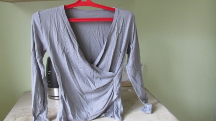 Продам блузку женскую, цвет - серый, доставка по Украине Новой почтой, Укрпочтой. . фото 3