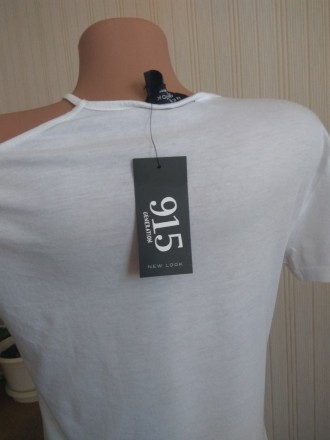 New Look
футболка белая размер XS длина 55см,ПОГ 44,фото на теле не делаю

Цв. . фото 3