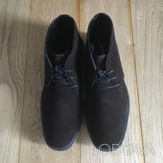 Продам мужские ботинки Calvin Klein Ullysses Dark brown

100% оригинал
Привез. . фото 1