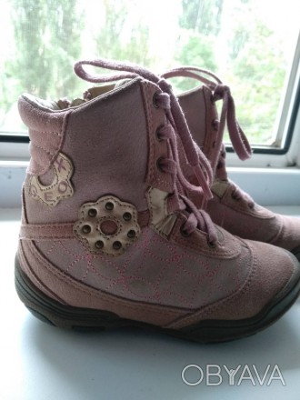 Ботинки Geox 24 размер на девочку. Натуральная замша снаружи розового цвета с бл. . фото 1