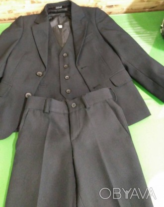 Школьный костюм для мальчика (школьная форма) тройка. Цвет черный в мелкую клетк. . фото 1