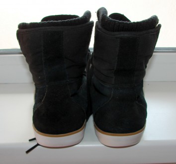 Демисезонные ботинки кеды Warp 37 р., 23,5 см
Утепленные. В очень хорошем состо. . фото 9