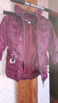 Куртка демисезонная для девочки рост 128 см, сделана в Украине, бордового цвета . . фото 4