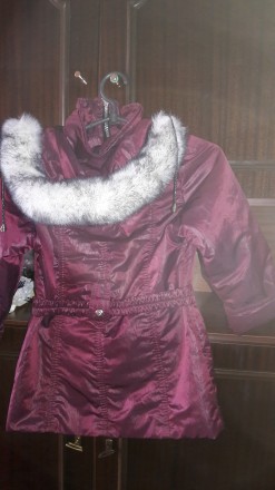 Куртка демисезонная для девочки рост 128 см, сделана в Украине, бордового цвета . . фото 3
