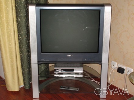 Телевизор Sony Wega Trinitron DA 29 M81 с тумбой Sony, пультом ДУ. Диагональ экр. . фото 1