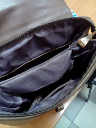 Шкільний або повсякденний рюкзак. Є незначні пошкодження.(є на фото) Виробництво. . фото 4