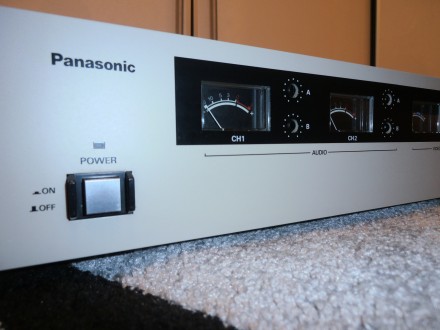 Panasonic AG-DA100-E Видео/аудио дистрибьютор - усилитель. Предназначен для разв. . фото 9