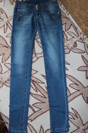 Суперові джинси,нові,хороша якість.довжина т.синіх-95см,пояс-34см-255грн.Голубі . . фото 6