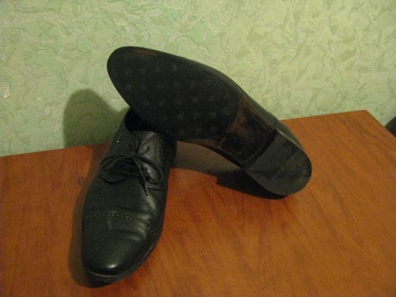Туфли мужские кожаные в отличном состоянии, натуральная кожа. р.43, по стельке 2. . фото 5