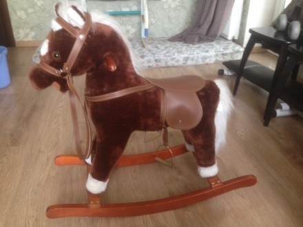 Лошадка в отличном состоянии, ребёнок был в восторге :) покупали за 950 грн, отд. . фото 3
