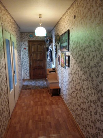 Комната для девушки Чернигов район Градецкой
Сдам уютную комнату с балконом и п. Градецкий. фото 7