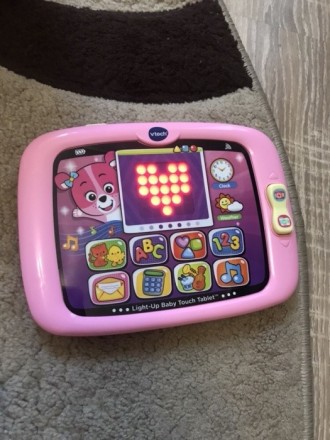 Детский планшет Vtech,на английской ,в идеальном состоянии. . фото 2