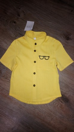Рубашка на мальчика с коротким рукавом желтого цвета с вышивкой "очки" на нагруд. . фото 2