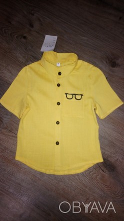 Рубашка на мальчика с коротким рукавом желтого цвета с вышивкой "очки" на нагруд. . фото 1