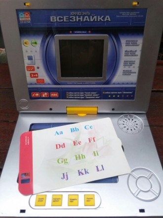 Детский компьютер, в отличном состоянии, на русском и английском языке. Не хвата. . фото 2