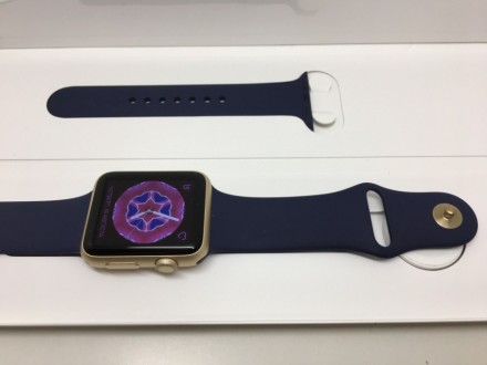 Новые Apple Watch Generation 2 Series 1, Size 42mm Gold Aluminum - Midnight Blue. . фото 4