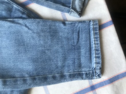 Продаю новые джинсы , одевала 2-3 раза, покупала в Израиле. Страна производитель. . фото 4