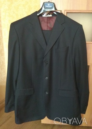 Продам недорого классический мужской костюм Voronin, чёрный,новый. Размер 52-54.. . фото 1