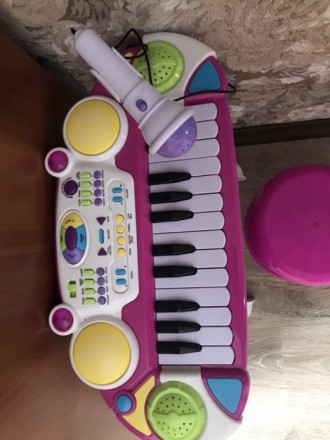 Продам детское пианино, в идеальном состоянии, ребенок не играл, просто стоит бе. . фото 3