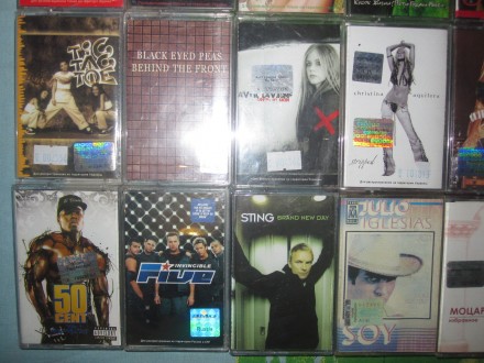 Продам аудиокассеты с музыкой лицензионные
Есть много разных аудиокассет с разн. . фото 8