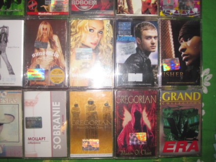 Продам аудиокассеты с музыкой лицензионные
Есть много разных аудиокассет с разн. . фото 7