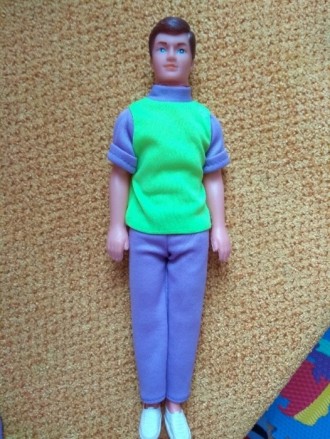 Продам куклы Барби 90 - х гг, в хорошем состоянии и аксессуары (на одной есть де. . фото 3
