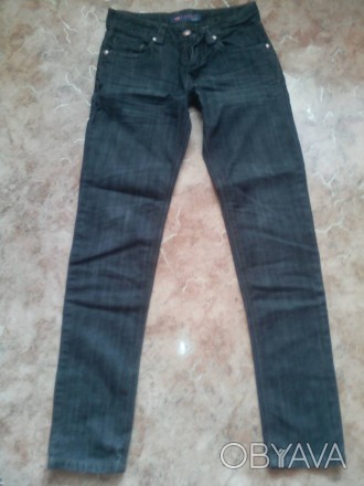 Черные джинсы в отличном состоянии. Длина брюк- 103 см, пояс-72 см, длина по вну. . фото 1