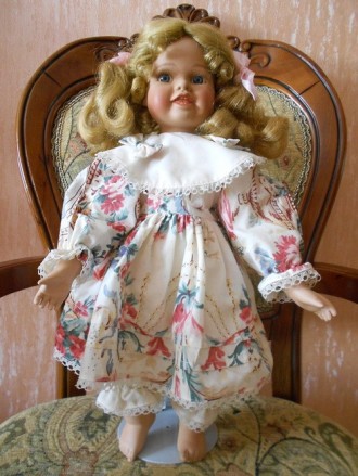 Фарфоровая кукла Ann-Cathrin Tchibo decore Porzellan, немецкой фирмы Deko-Puppe.. . фото 3