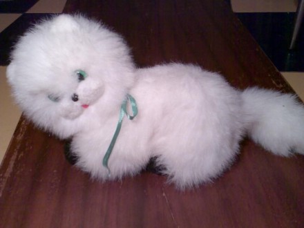 Продам мягкую игрушку белого кота.Состояние очень хорошее,не грязный,не рваный.Ц. . фото 2