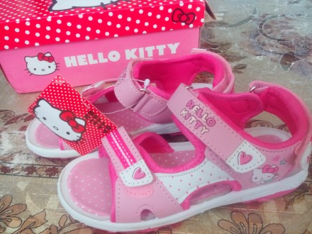 Босоножки Hello Kitty , новые , без дефектов .Размер 30 

Стелечка 19,5 см 

. . фото 3