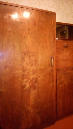 Продам старинный венгерский комбинированный шкаф из дерева ценных пород. Состоит. . фото 4