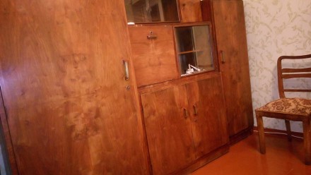 Продам старинный венгерский комбинированный шкаф из дерева ценных пород. Состоит. . фото 2