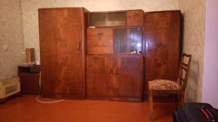 Продам старинный венгерский комбинированный шкаф из дерева ценных пород. Состоит. . фото 3