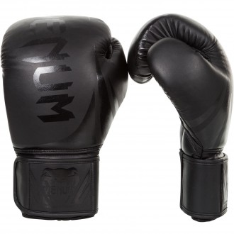 Новенькие перчатки для бокса\тайского бокса Venum all black
Заказывались на офф. . фото 2