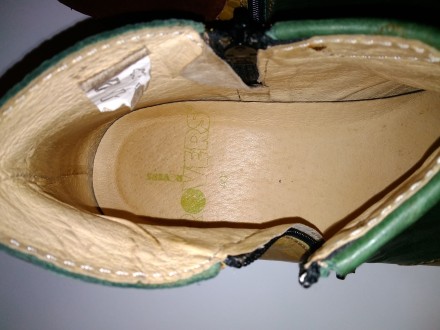 Шикарная яркая обувь от немецкого бренда Rovers .
Пошита вручную в Испании.
В . . фото 9