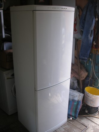 Холодильник в отличном состоянии, габариты - 180х60х60, морозилка внизу на  3 от. . фото 5