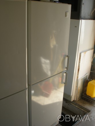Холодильник в отличном состоянии, привезенный из Швеции, сборка - Швеция, габари. . фото 1