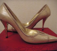 Продам новые итальянские золотистые туфли LORIBLU 37 размера. Туфли очень красив. . фото 2