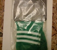Продам новые гетры adidas адидас зеленого цвета.
Оригинал. В упаковке с бирками. . фото 3
