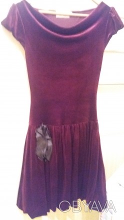 Продам нарядное бархатное платье 42 размера (укр.) в отличном состоянии Kataya. . . фото 1