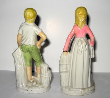 Редкая пара старинных фарфоровых статуэток "Девушка и юноша" первой половины 20-. . фото 4